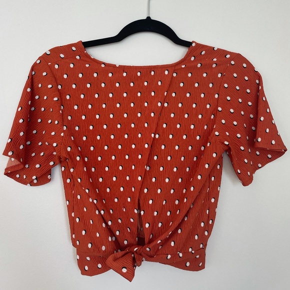 Red Polka Dot Tied Crop Top - Picture 2 of 3